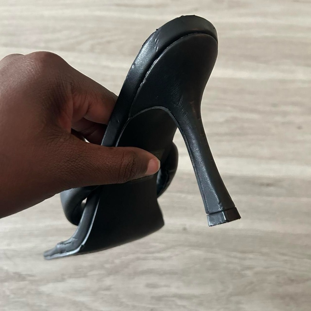 PLT Mules 🤍 - Picture 4 of 5
